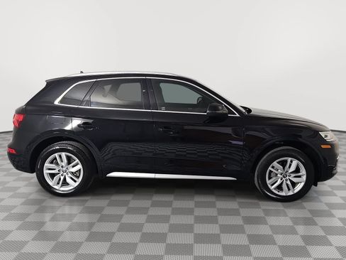 Used 2020 Audi Q5 2.0T Premium w/ Convenience Package AWD/4WD image 9