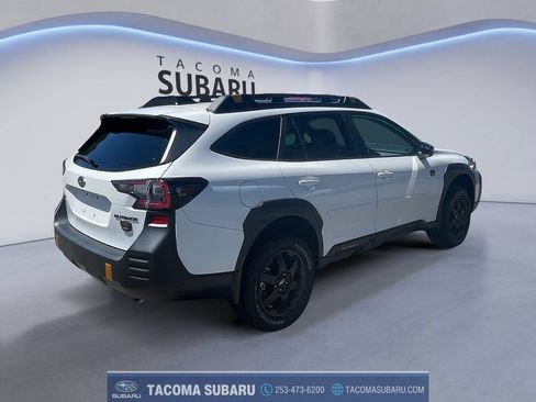 Used 2025 Subaru Outback Wilderness AWD/4WD image 5