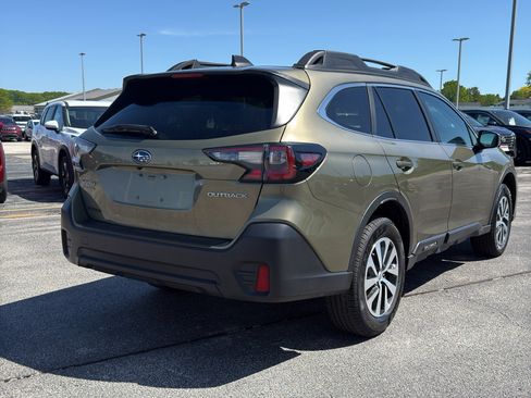 Used 2022 Subaru Outback Premium w/ Popular Package #1 AWD/4WD image 5