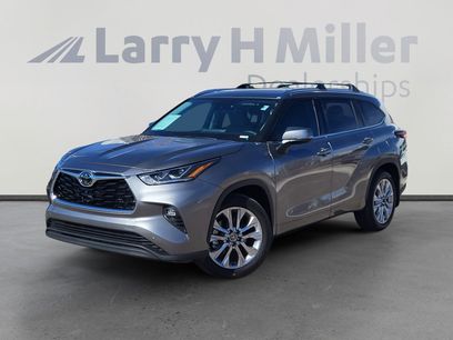 Certified 2025 Toyota Highlander Limited