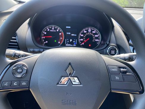New 2026 Mitsubishi Eclipse Cross LE AWD/4WD image 12