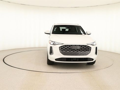 New 2025 Audi Q5 Premium Plus image 11