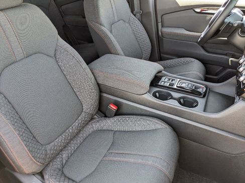 New 2025 Honda Pilot Sport image 5