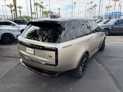 Used 2023 Land Rover Range Rover SE AWD/4WD image 19