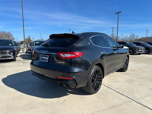 Used 2019 Maserati Levante GranSport image 5