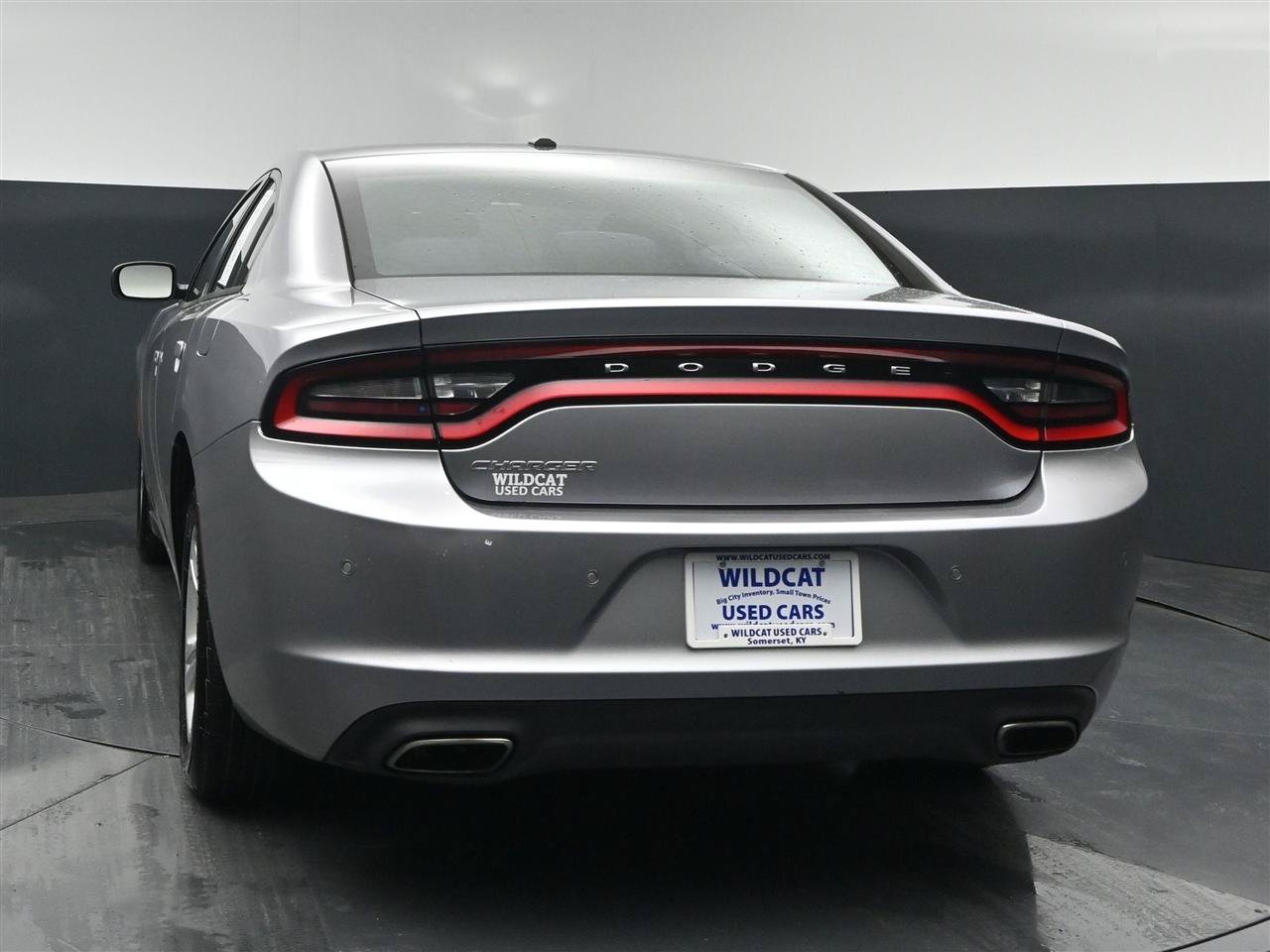 Used 2016 Dodge Charger SE w/ Popular Equipment Group RWD image 7