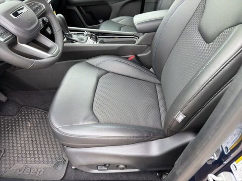 New 2026 Jeep Compass Latitude AWD/4WD image 11