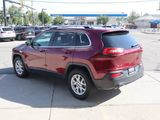 Used 2018 Jeep Cherokee Latitude Plus w/ Comfort/Convenience Group image 6