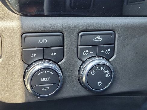 Certified 2023 GMC Sierra 1500 SLE image 16