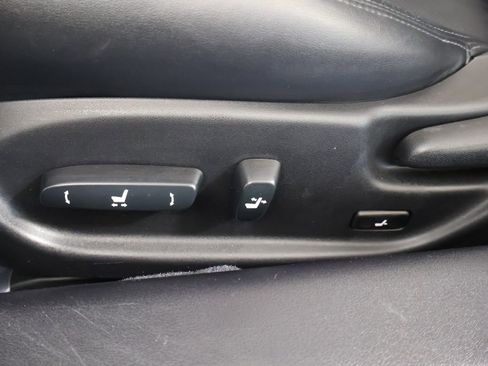 Used 2014 Lexus IS 250C 250 w/ Luxury Package image 38