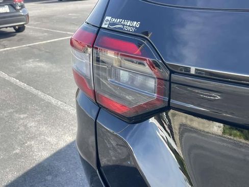 Used 2025 Honda Pilot EX-L image 10
