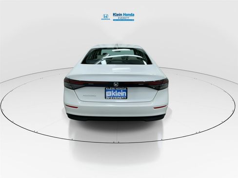 New 2026 Honda Accord LX image 9