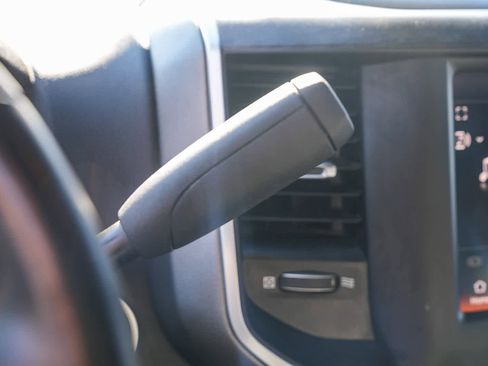 Used 2024 RAM 3500 Big Horn image 17