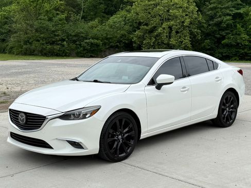 Used 2017 MAZDA MAZDA6 Grand Touring w/ GT Premium Package FWD image 2