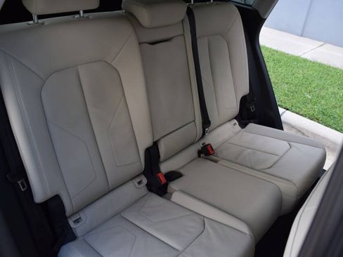 Used 2020 Audi Q3 2.0T Premium w/ Convenience Package AWD/4WD image 47