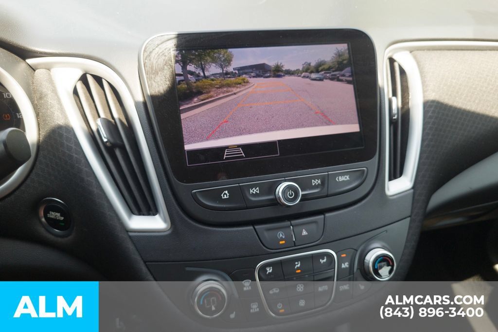 Used 2024 Chevrolet Malibu LT FWD image 22