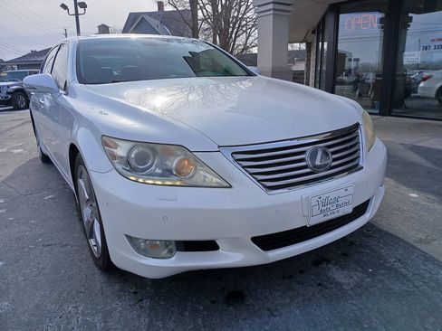 Used 2010 Lexus LS 460 L RWD image 10