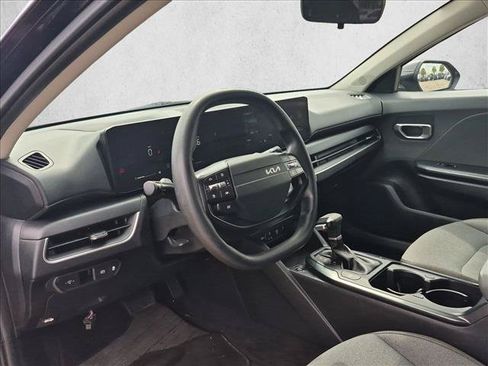 Used 2025 Kia K4 FWD image 9