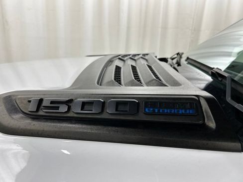 Used 2023 RAM 1500 Laramie AWD/4WD image 27