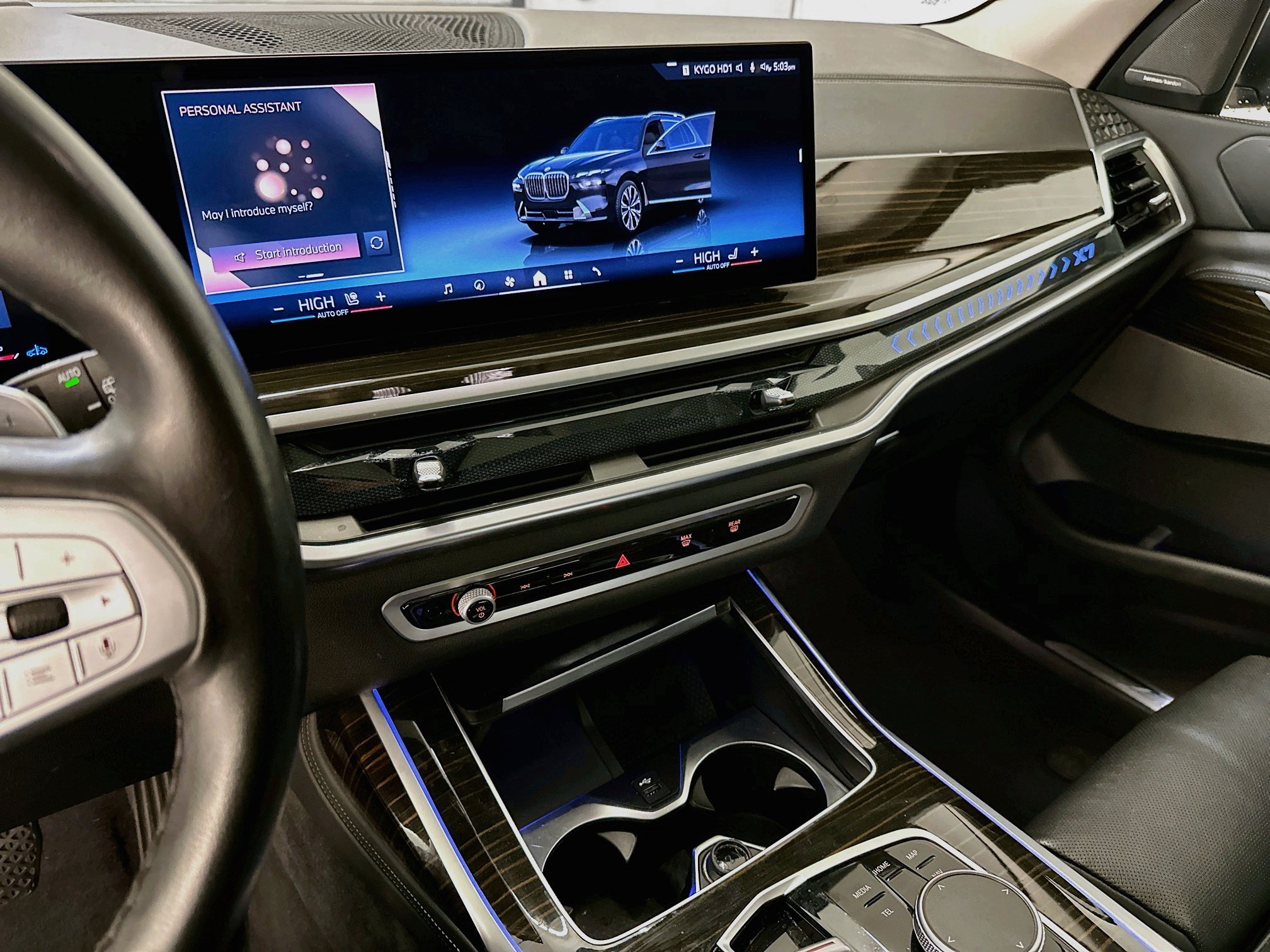 Used 2025 BMW X7 xDrive40i AWD/4WD image 26
