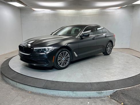 Used 2019 BMW 530i xDrive w/ Convenience Package image 1