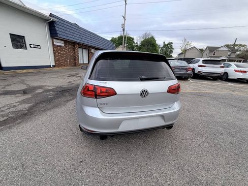 Used 2016 Volkswagen GTI S FWD image 39