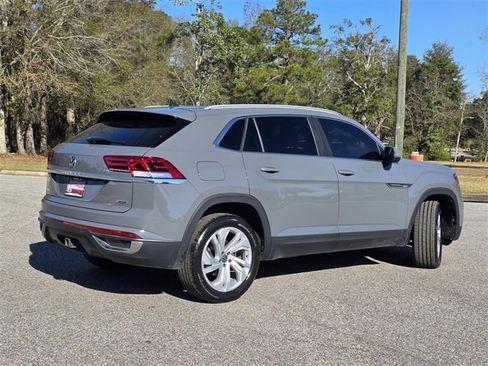 Used 2020 Volkswagen Atlas Cross Sport SEL image 5