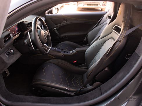 Used 2022 Maserati MC20 Coupe image 12