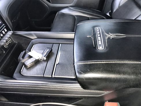 Used 2020 RAM 1500 Limited w/ Body Color Bumper Group image 21