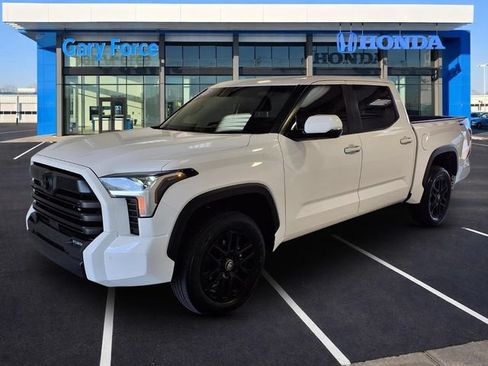 Used 2026 Toyota Tundra SR5 w/ SX Package AWD/4WD image 4