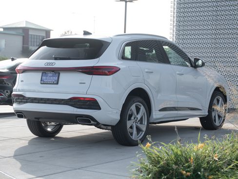 New 2025 Audi Q5 Premium Plus image 4