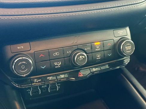 Used 2021 Dodge Durango SXT w/ Trailer Tow Group IV image 16