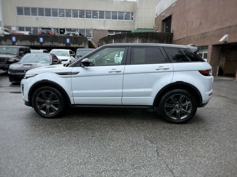 Used 2018 Land Rover Range Rover Evoque Landmark Edition AWD/4WD image 14