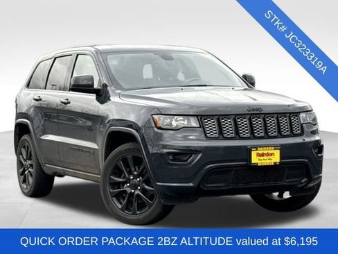 Used 2018 Jeep Grand Cherokee Altitude image 2