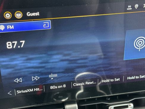 New 2026 Chevrolet Equinox LT image 17