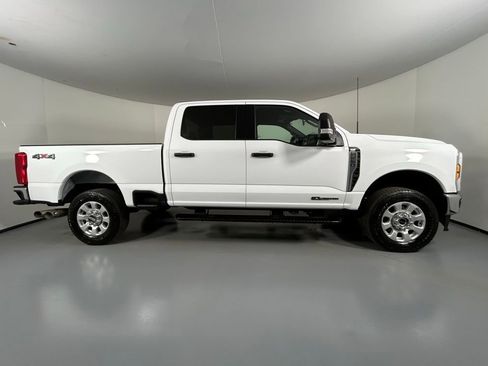 Used 2024 Ford F250 XLT AWD/4WD image 8