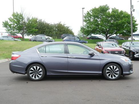 Used 2015 Honda Accord Touring image 5