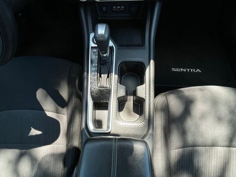 Used 2024 Nissan Sentra SV FWD image 20