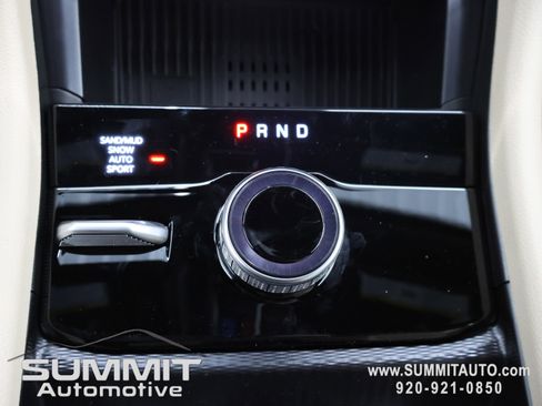 New 2026 Jeep Grand Cherokee Limited w/ Luxury Tech Group II AWD/4WD image 52