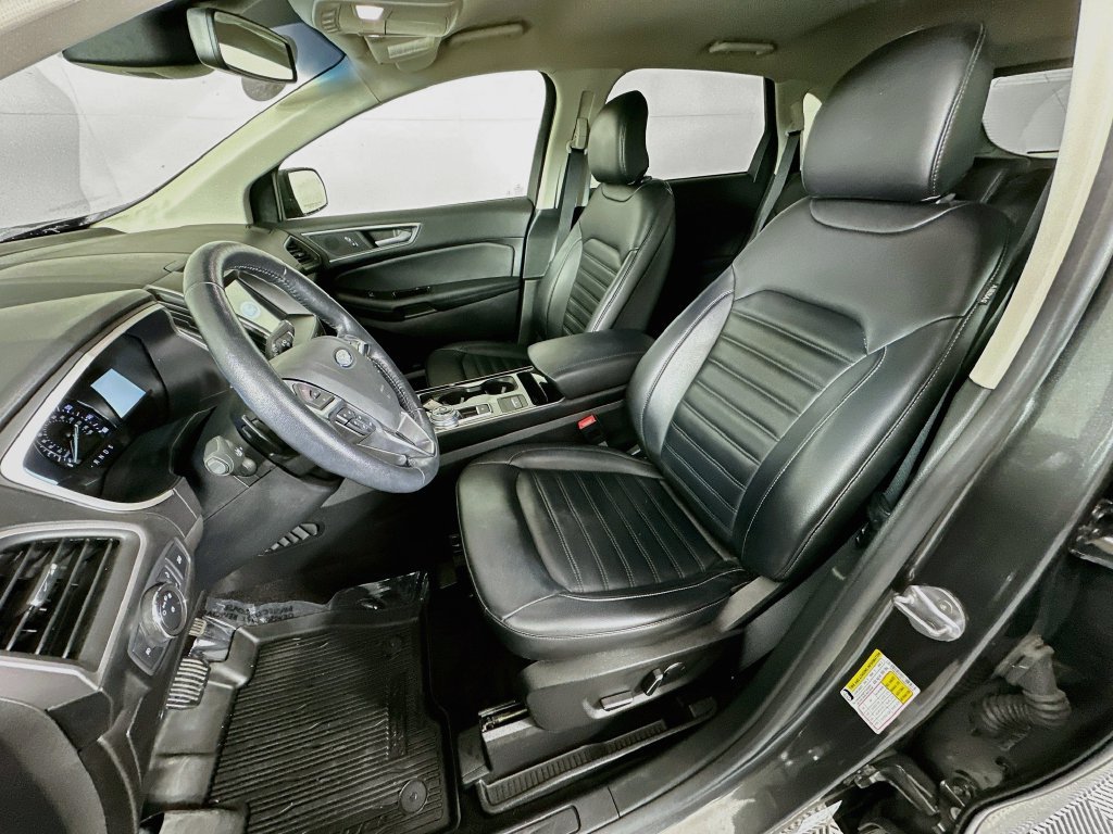 Used 2019 Ford Edge SEL w/ Equipment Group 201A AWD/4WD image 29