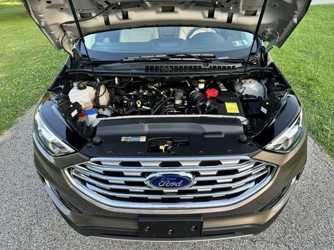 Used 2019 Ford Edge SEL w/ Equipment Group 201A AWD/4WD image 26