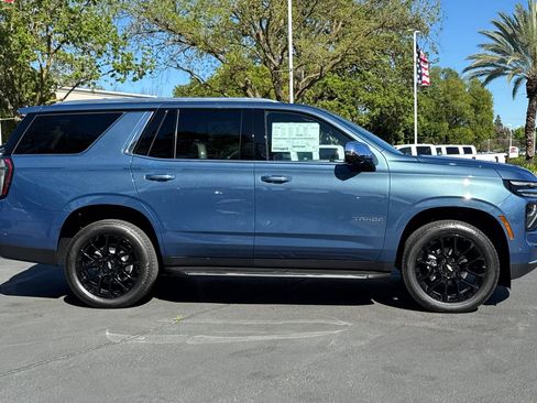 New 2026 Chevrolet Tahoe Premier w/ Sun And Tow Package AWD/4WD image 2
