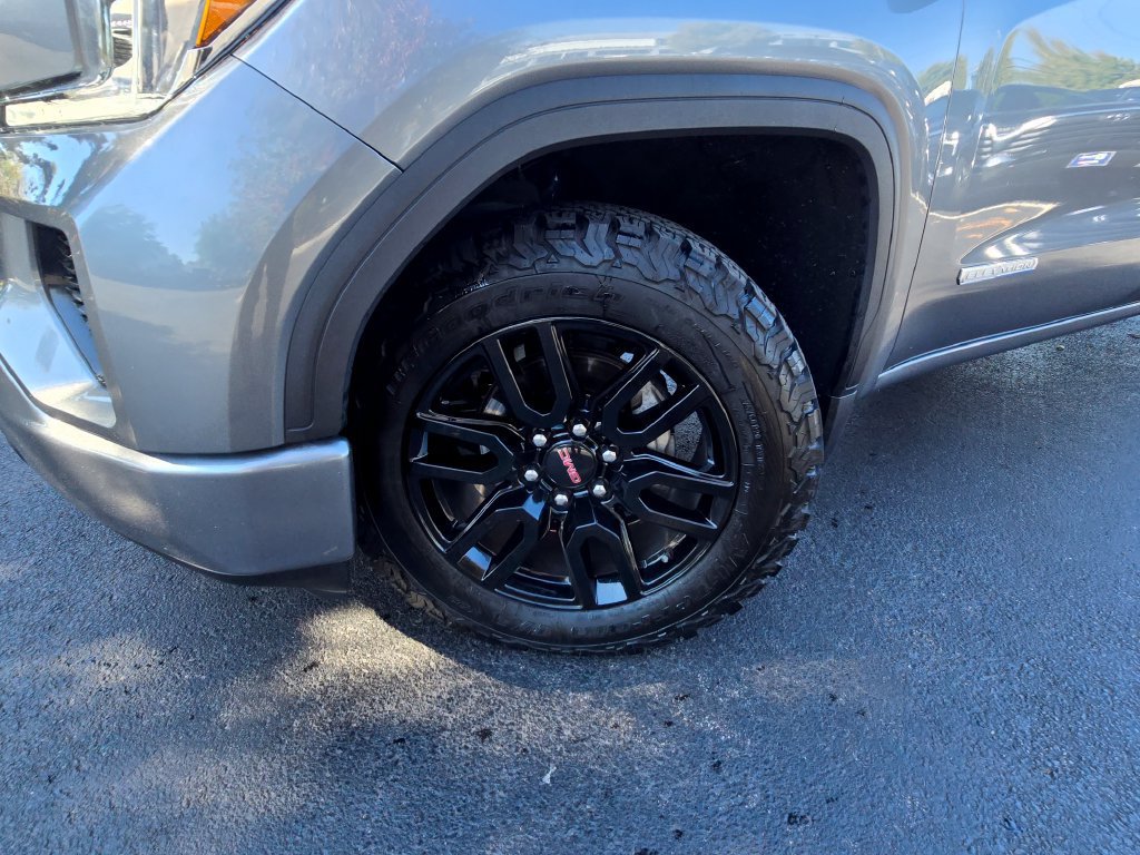 Used 2022 GMC Sierra 1500 Elevation AWD/4WD image 2