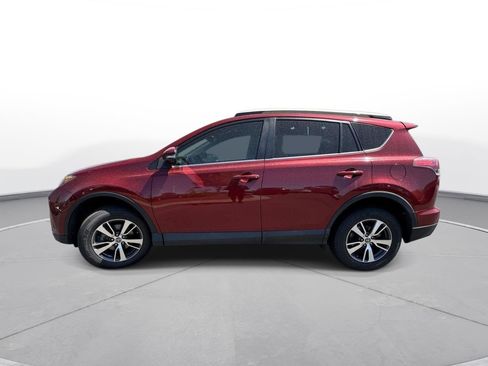 Used 2018 Toyota RAV4 XLE FWD image 9