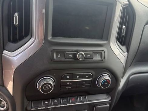 Used 2023 Chevrolet Silverado 1500 Custom AWD/4WD image 11