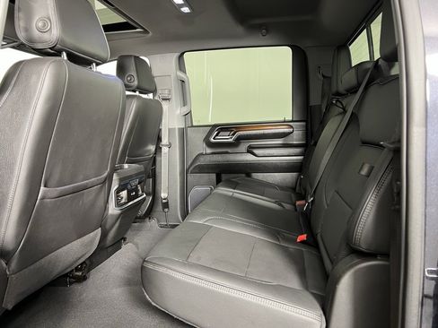 Used 2024 GMC Sierra 3500 Denali w/ Technology Package image 28