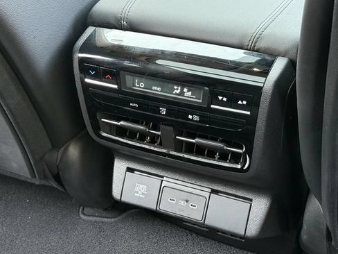 Used 2025 Acura MDX FWD image 29