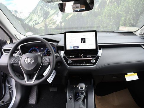 New 2026 Toyota Corolla Cross XLE image 9