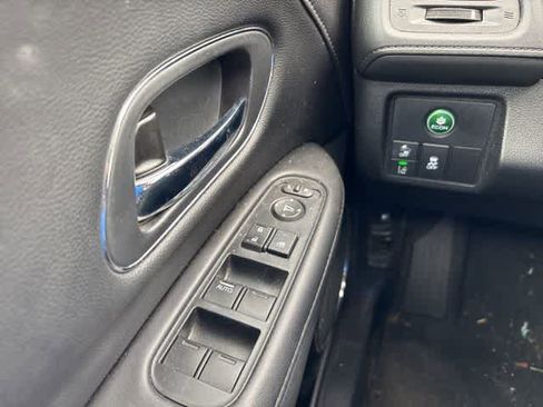 Used 2019 Honda HR-V EX-L image 24