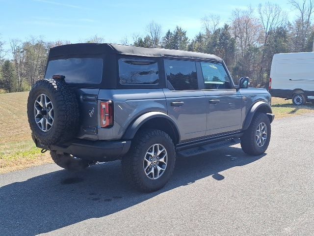 Used 2025 Ford Bronco Badlands AWD/4WD image 3